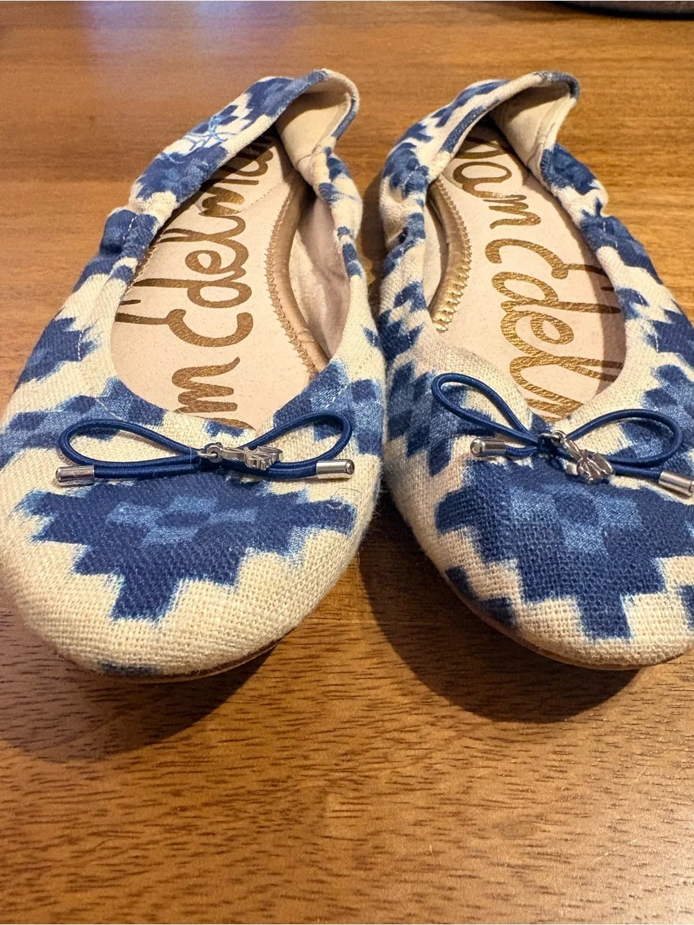 Sam Edelman Blue & Cream Geometric Ballet Flats